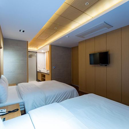 Browndot Hotel Incheon Songdo Exteriör bild